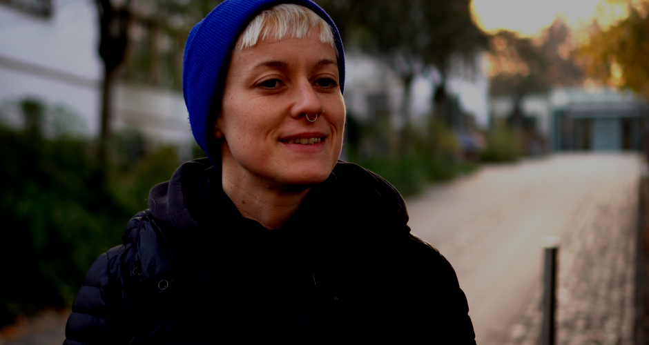 Nurse in Leipzig in front of hospital