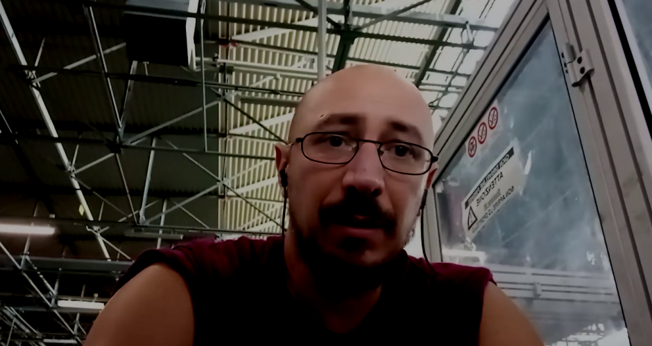 Dario Salvetti in the occupied GKN factory on a zoom call